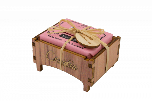 Rose wooden box
